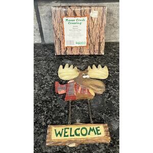Enesco Moose Creek Crossing “Welcome” 1995 Moose Welcome Sign #161276